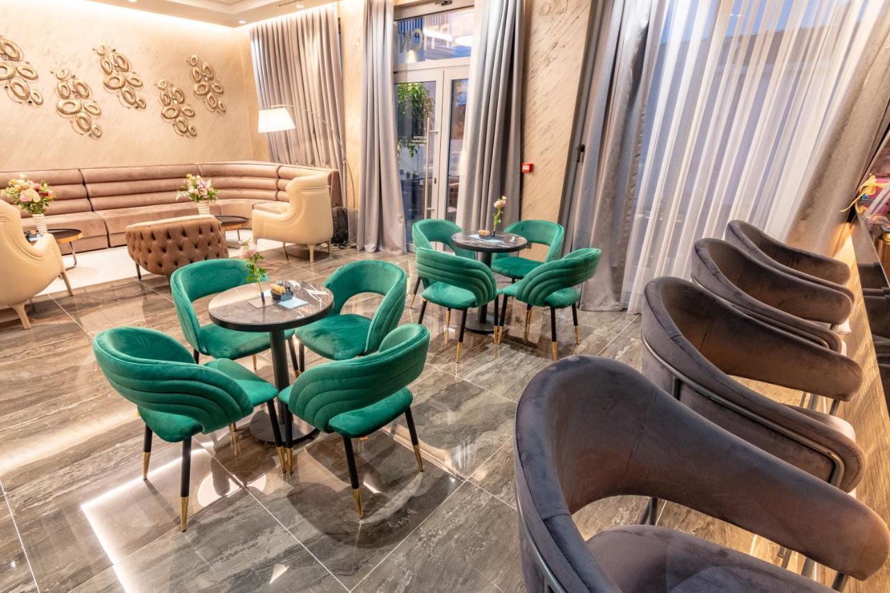 Garni Hotel Kruso Herceg Novi Extérieur photo